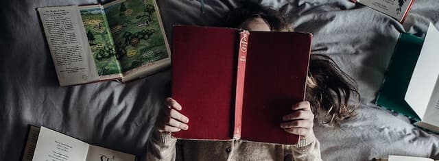 7 Signs You’re Going Through Book Withdrawal
