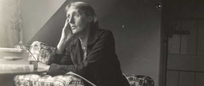 read an excerpt from to the lighthouse by virginia woolf featured photo